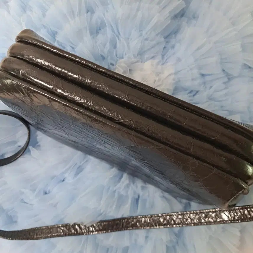[BUNJANG] OSOI Dutch Brot Black Shoulder Bag / OSOI(오소이) 더치 브로트 블랙 숄더백