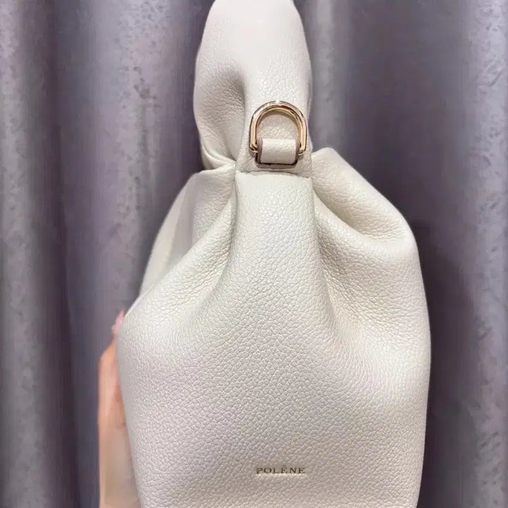 [BUNJANG] Polene Cloud Clutch Bag - White / polene 구름 모양 만두 주머니, 흰색