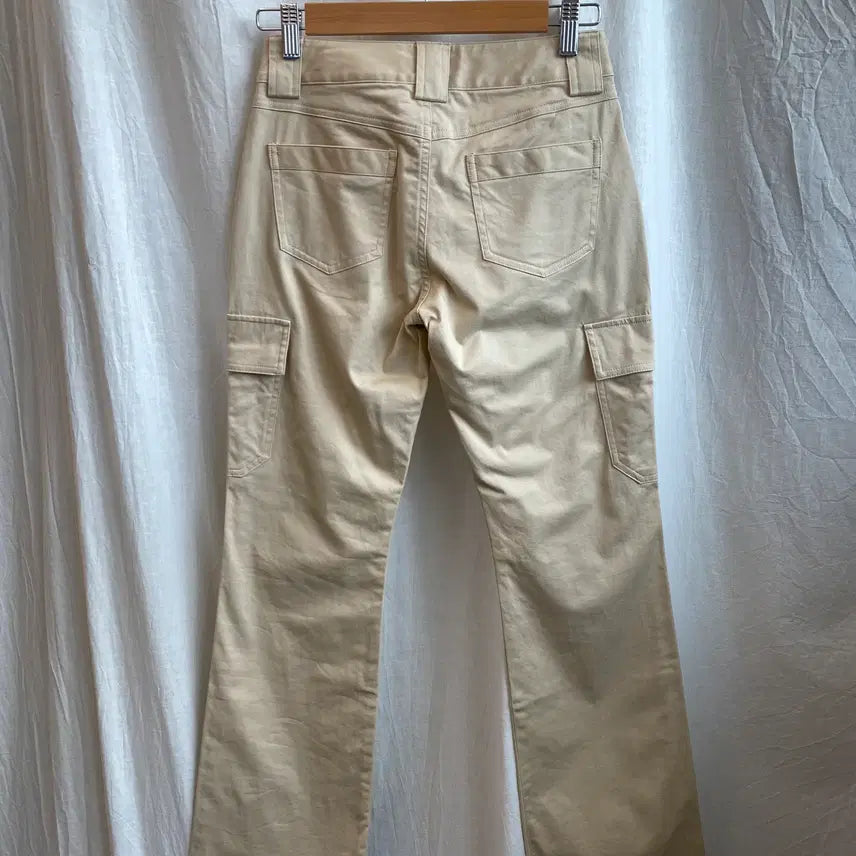 [BUNJANG] ELLE Beige Cargo Straight Pants (24) / ELLE 베이지 카고 스트레이트 팬츠(24)