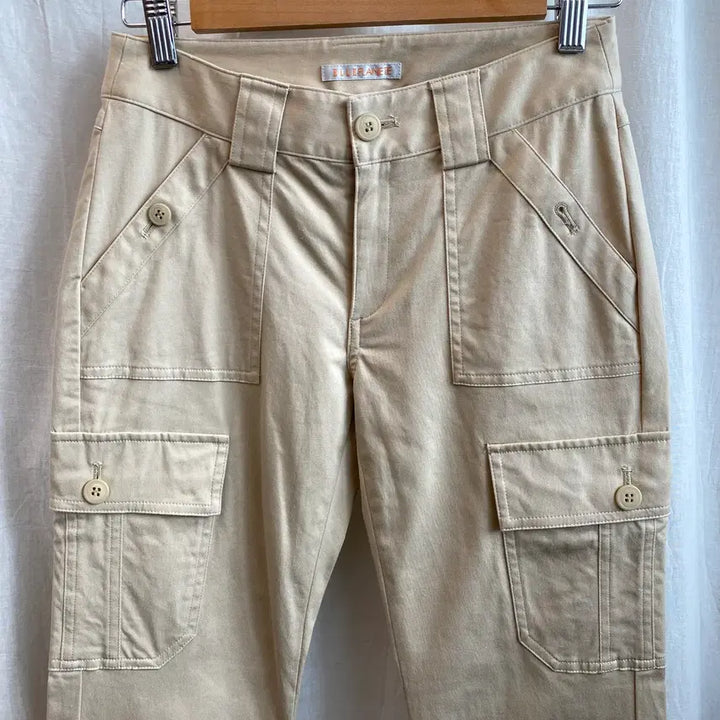 [BUNJANG] ELLE Beige Cargo Straight Pants (24) / ELLE 베이지 카고 스트레이트 팬츠(24)