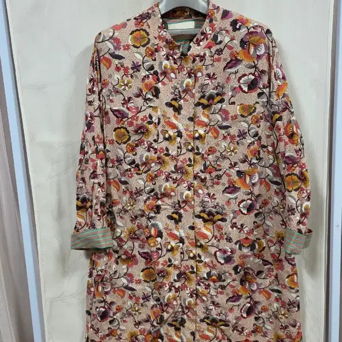 [BUNJANG] Oilily Trench Coat (Size 42) Outerwear / 오일릴리트렌치코트(42)77-88
