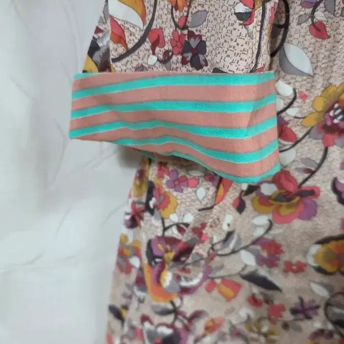 [BUNJANG] Oilily Trench Coat (Size 42) Outerwear / 오일릴리트렌치코트(42)77-88