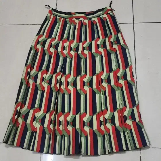 [BUNJANG] Gucci Colorblock Long Skirt / Prada Jacket / 구찌 컬러블록 롱스커트 44/ 프라다재킷 44