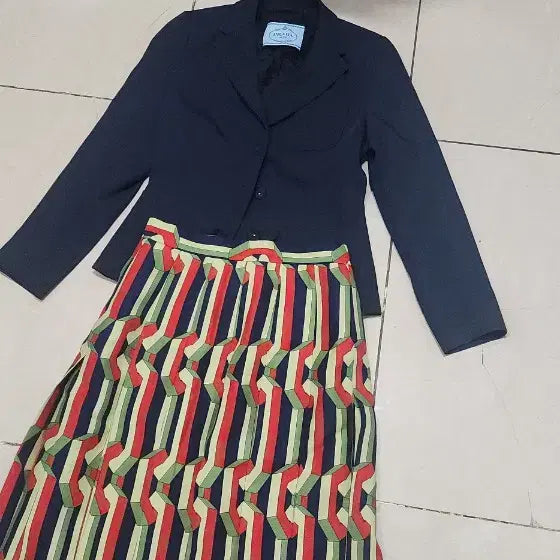 [BUNJANG] Gucci Colorblock Long Skirt / Prada Jacket / 구찌 컬러블록 롱스커트 44/ 프라다재킷 44