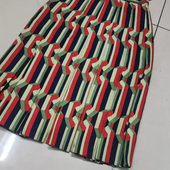 [BUNJANG] Gucci Colorblock Long Skirt / Prada Jacket / 구찌 컬러블록 롱스커트 44/ 프라다재킷 44