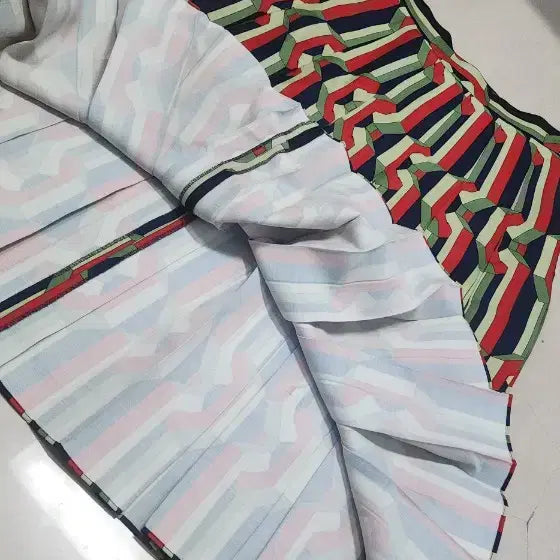 [BUNJANG] Gucci Colorblock Long Skirt / Prada Jacket / 구찌 컬러블록 롱스커트 44/ 프라다재킷 44