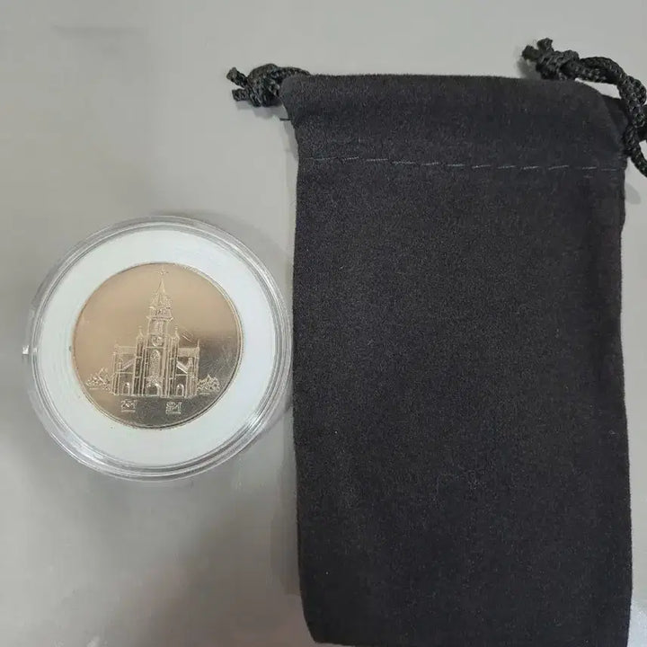 [BUNJANG] Commemorative Church Coin Set / 성당 기념 주화 + 복주머니 세트
