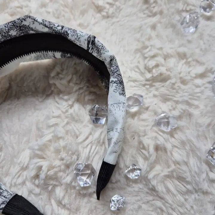 [BUNJANG] CocoMom Black Pattern Fabric Hairband / 블랙 패턴 패브릭 헤어 밴드(핸드메이드)