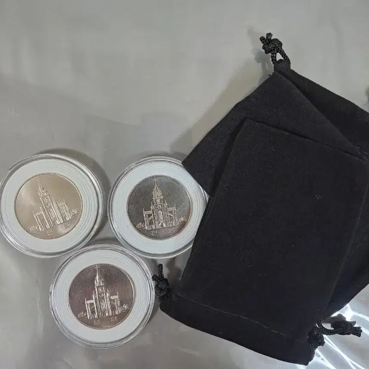 [BUNJANG] Catholic Church 200th Anniversary 1000 Won Commemorative Coin Set / 천주교 200주년 1000원 기념주화 3개