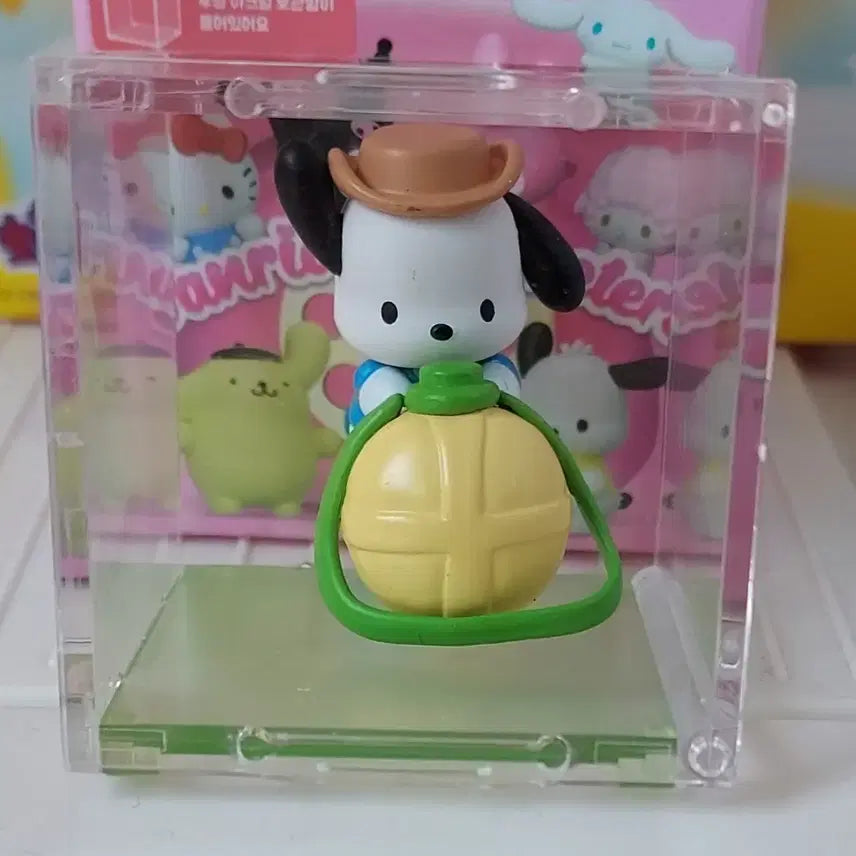 [BUNJANG] Sanrio Pochacco Explorer Figure / 산리오 탐험가 포차코