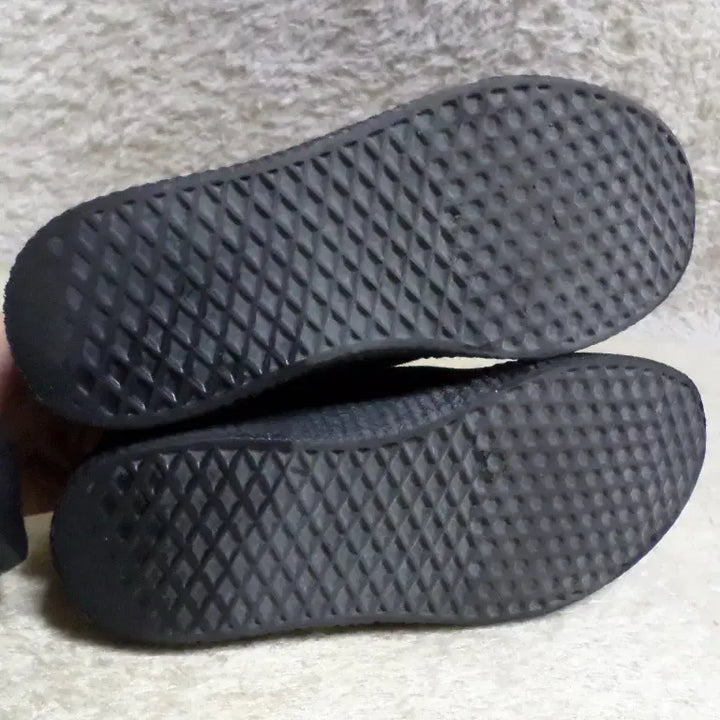[BUNJANG] Vans Era Clipper Authentic Black Sneakers / 후루룩구제 225 반스 에라 클리퍼 어센틱 블랙 운동화 스니커즈 신발