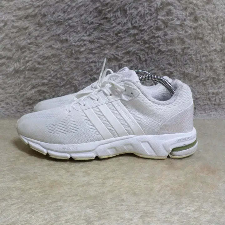 [BUNJANG] Adidas Equipment 10 EM White Sneakers / 후루룩구제 245 아디다스 이큅먼트10 em 화이트 운동화 중고 신발