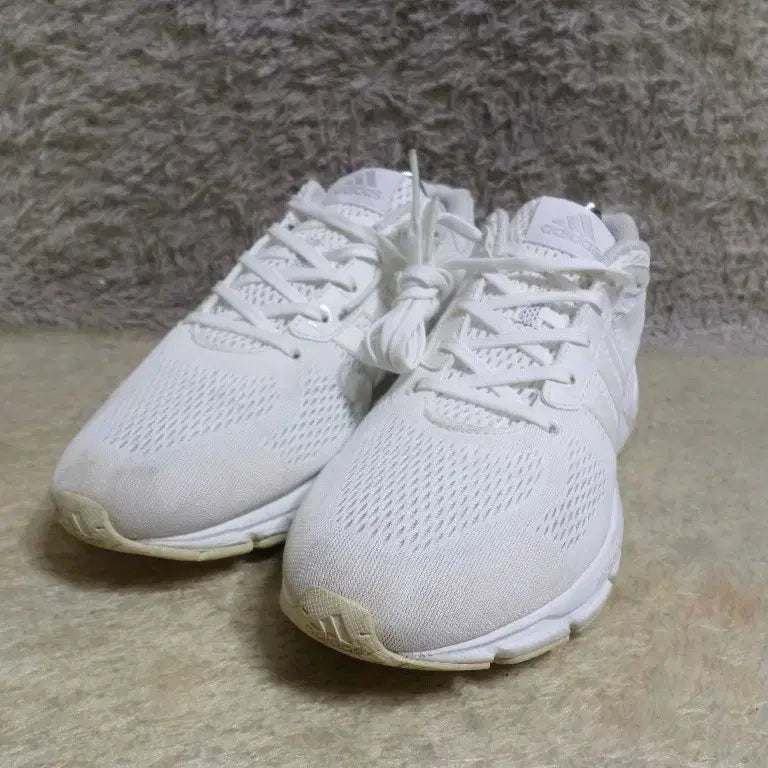 [BUNJANG] Adidas Equipment 10 EM White Sneakers / 후루룩구제 245 아디다스 이큅먼트10 em 화이트 운동화 중고 신발