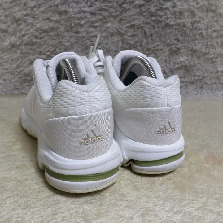 [BUNJANG] Adidas Equipment 10 EM White Sneakers / 후루룩구제 245 아디다스 이큅먼트10 em 화이트 운동화 중고 신발