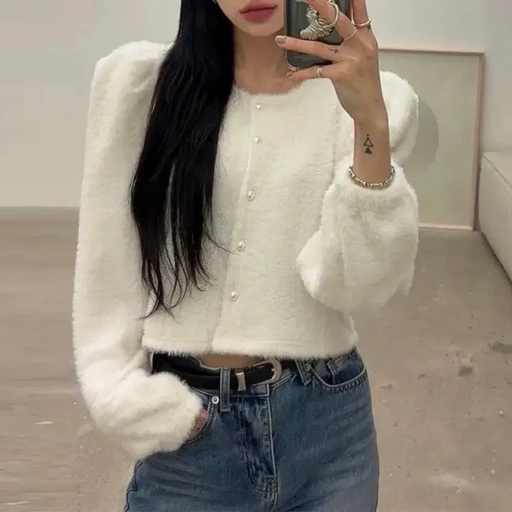 [BUNJANG] White Angora Pearl Button Cardigan / 화이트 앙고라 진주 버튼 가디건 프리사이즈
