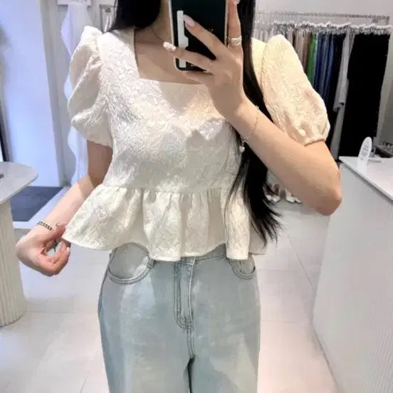 [SOLD OUT] 오브제스트 자가드 퍼프 블라우스 아이보리