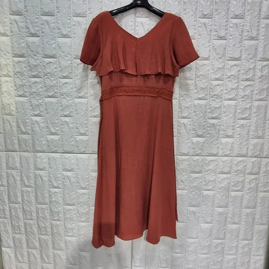 [BUNJANG] Plastic Island V-Neck Lace Long Dress / 플라스틱아일랜드 브이넥 레이스 롱 원피스