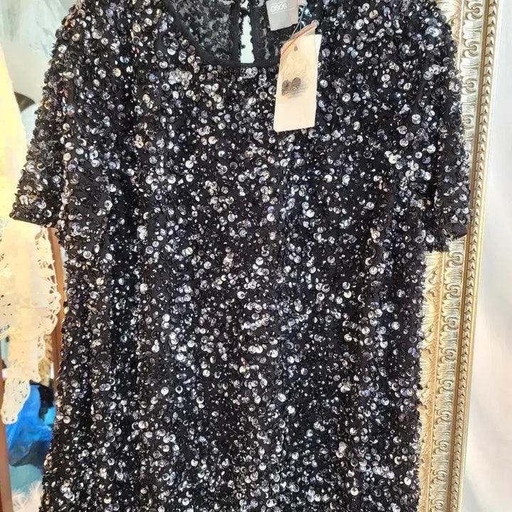 [BUNJANG] Sequined Black Blouse / 시킌블라우스