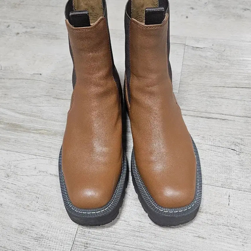 [SOLD OUT] 샘에델만 브라운 첼시 부츠