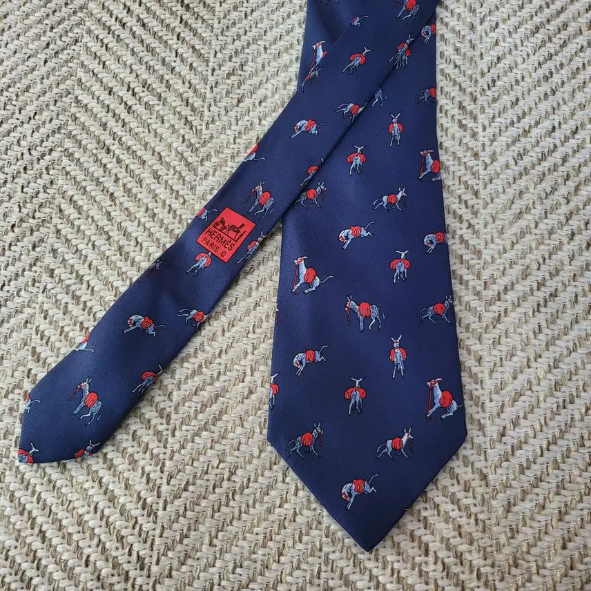 [BUNJANG] Hermes Navy Animal Pattern Silk Tie / 에르메스 네이비 컬러 동물 패턴 실크 넥타이