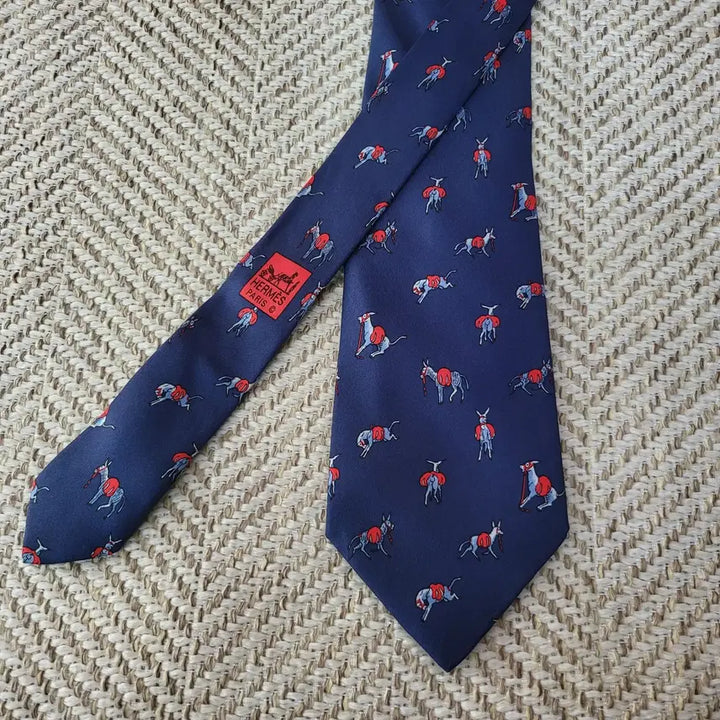 [BUNJANG] Hermes Navy Animal Pattern Silk Tie / 에르메스 네이비 컬러 동물 패턴 실크 넥타이