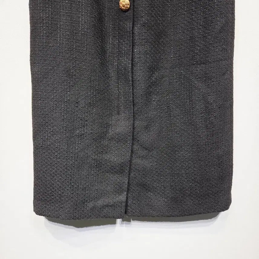 [BUNJANG] KARL LAGERFELD PARIS Black Tweed Button Midi Skirt / 칼라거펠트 파리스 블랙 트위드 버튼 미디 스커트