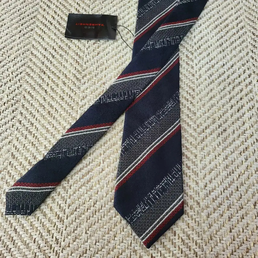[BUNJANG] Ziek Fahrenheit Silk Tie / 지이크 파렌하이트 넥타이 2