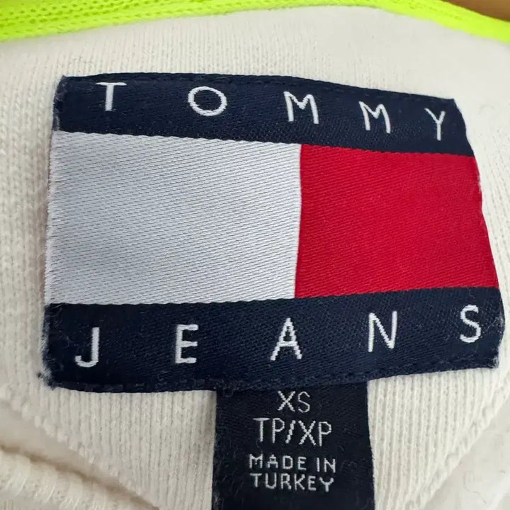 [BUNJANG] Tommy Hilfiger Sailing Fleece Sweatshirt / 타미힐피거 세일링 기모 맨투맨 화이트