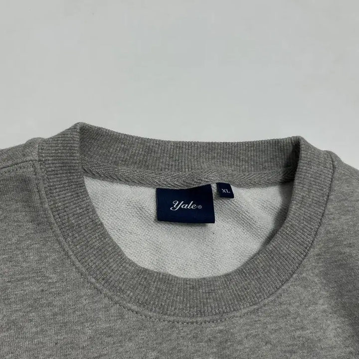 [BUNJANG] YALE Arch Logo Sweatshirt - Melange Gray - XL / YALE 예일 아치로고 맨투맨 멜란지그레이
