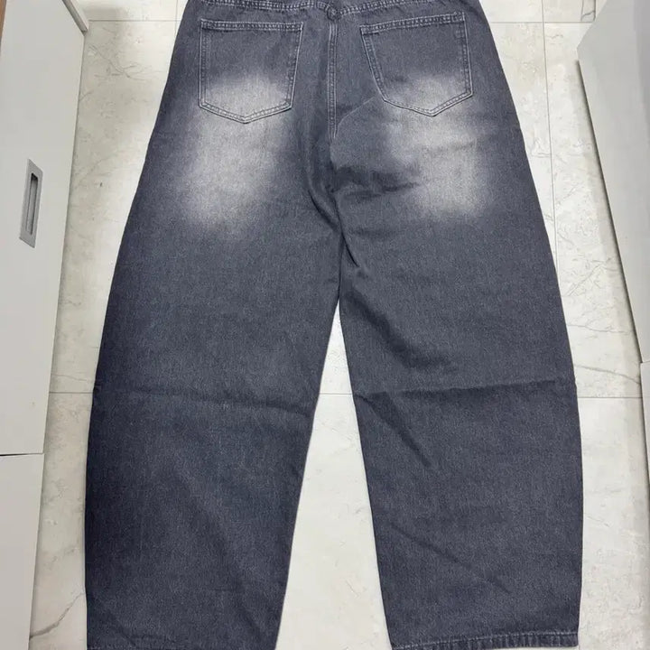 [BUNJANG] DWSE Balloon Wide Denim Jeans / DWSE 벌룬 와이드 데님 청바지 새제품 싸게 팔아요