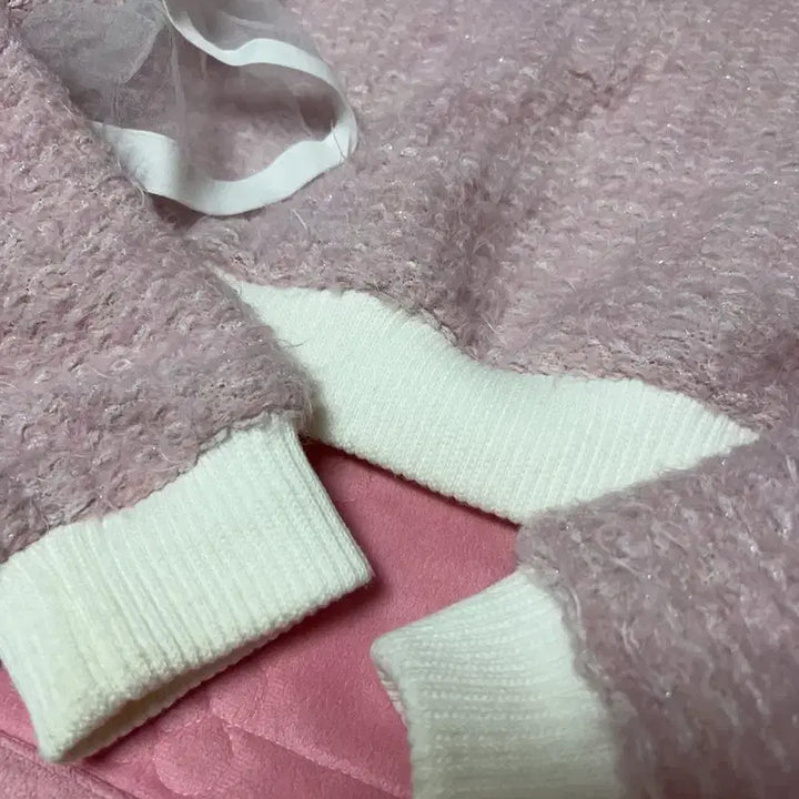 [BUNJANG] Lililly Crop Frill Sweatshirt / lililly 릴리릴리 양산형 지뢰계 크롭 프릴 맨투맨 디마럽 라즈리사