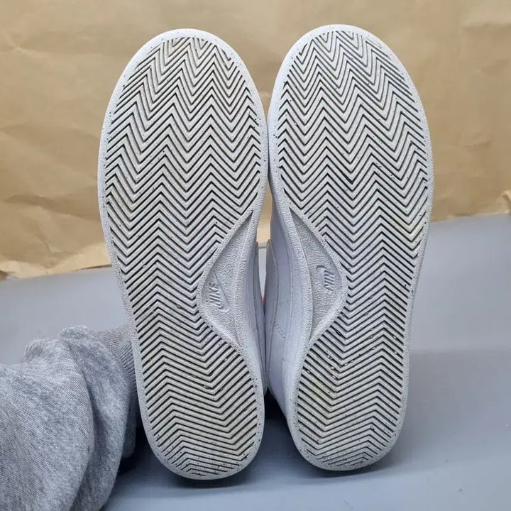 [BUNJANG] Nike Court Royale 2 Sneakers 245 / 나이키 코트로얄2 스니커즈 245