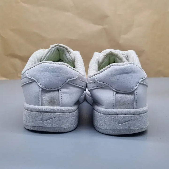 [BUNJANG] Nike Court Royale 2 Sneakers 245 / 나이키 코트로얄2 스니커즈 245