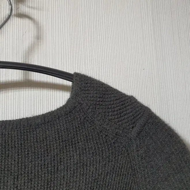 [BUNJANG] Time Deep Khaki Hooded Knit Sweater / 타임 time 딥카키 컬러 후드 니트 프리 사이즈 정품