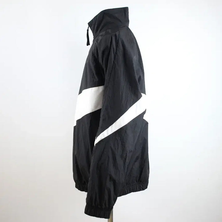 [BUNJANG] Nike Windbreaker Jacket Size 100 / 나이키 바람막이 점퍼 사이즈 100