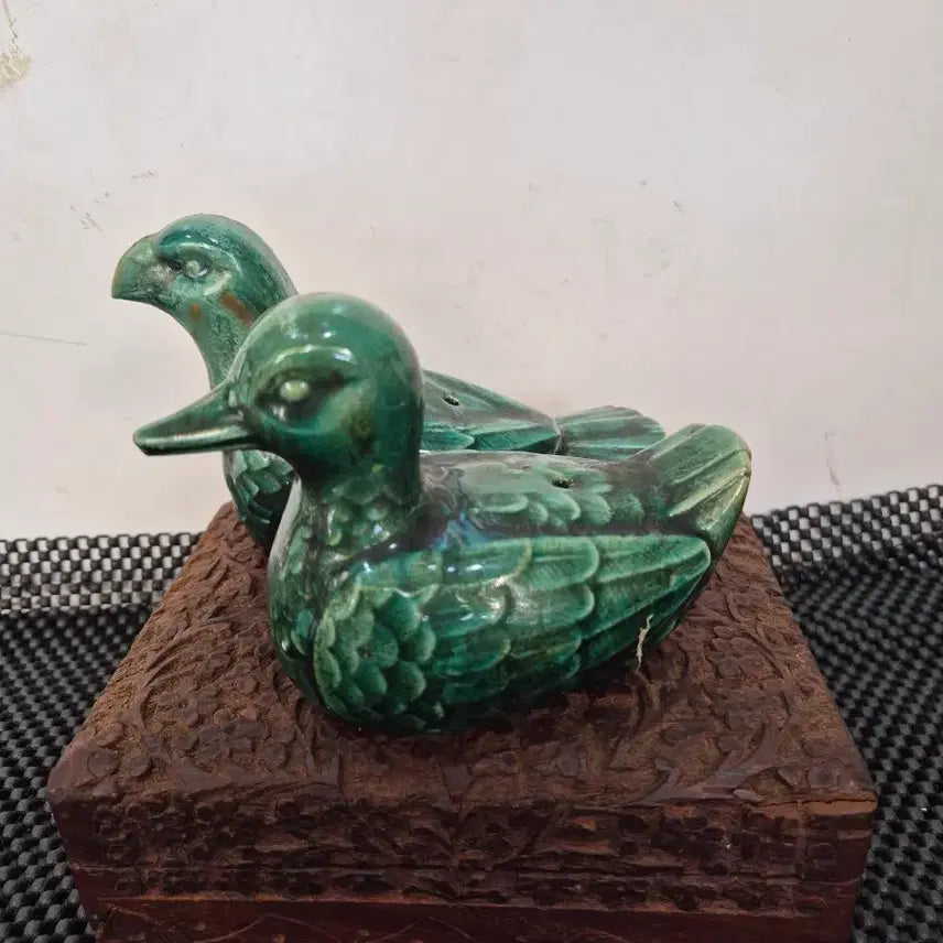 [BUNJANG] Pair of Green Inkstone Ornaments / 새 한쌍 녹색연적2개 소장품