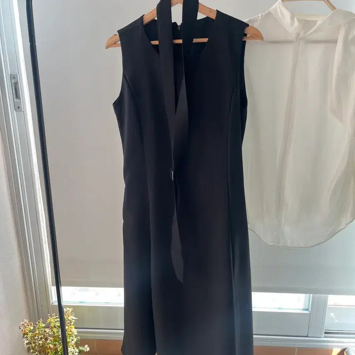 [BUNJANG] V-Neck Long Dress / 뷔스티에 롱원피스 하객룩
