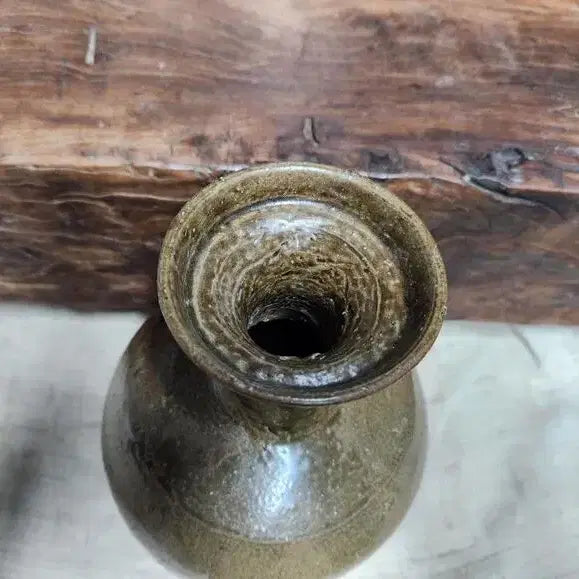 [BUNJANG] Authentic Goryeo Dynasty Yellow-Green Celadon Wide-Mouth Bottle / 진품//고려시대 황청자 광구병