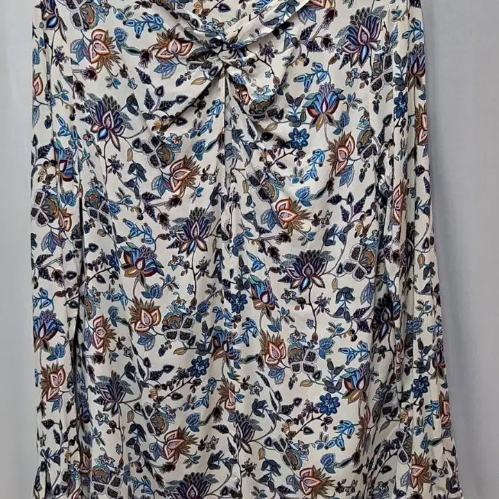 [BUNJANG] Zara Trafaluc Floral Pattern Blouse / 자라 트라팔룩 플라워 패턴 블라우스