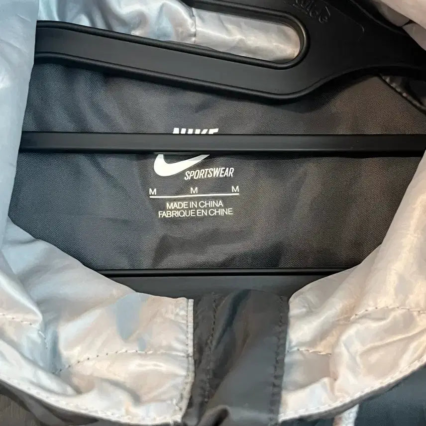 [BUNJANG] Nike Windrunner Women&