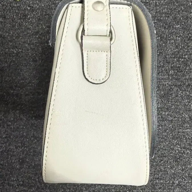 [BUNJANG] Nicole Miller Ivory Crossbody Bag / 니콜밀러 아이보리 크로스백 판매합니다.