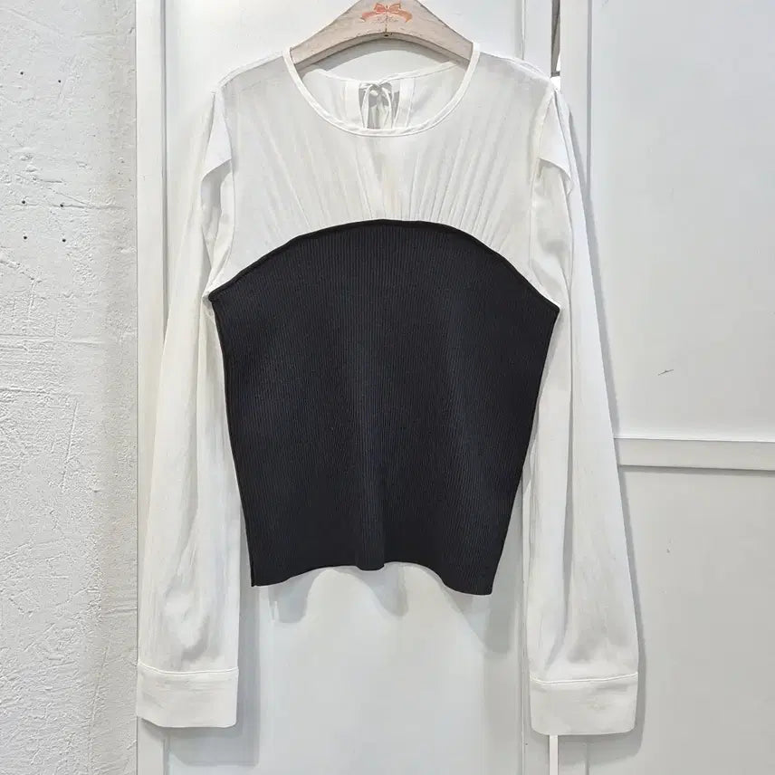[SOLD OUT] JJ지고트 니트배색 뷔스티에 블라우스