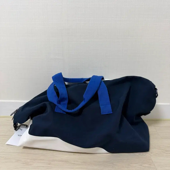 [BUNJANG] MINI Car Face Detail Duffel Bag - Blazing Blue / MINI 카 페이스 디테일 더플백 - 블레이징 블루