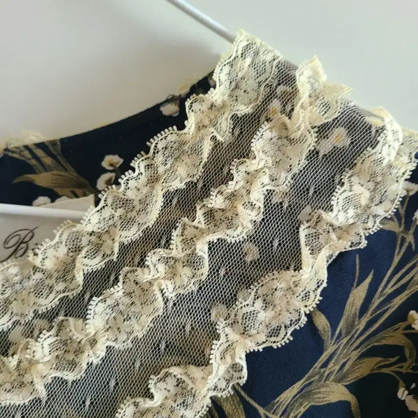 [BUNJANG] Japanese Lace Collar Flower Long Dress / 일본레이스 카라 플라워 롱 원피스