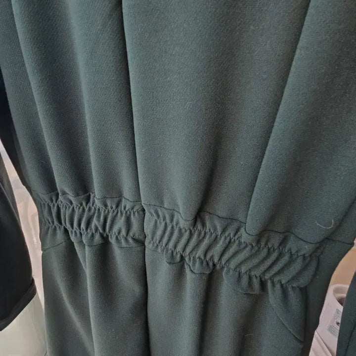 [BUNJANG] Green Mini Dress / 고급스러운 진녹색(카키) 원피스