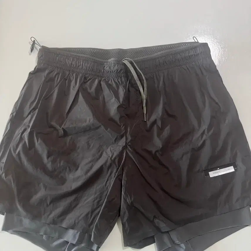 [BUNJANG] Satisfy TechSilk 8-Inch Shorts / 새티스파이 테크실크 8인치 satisfy