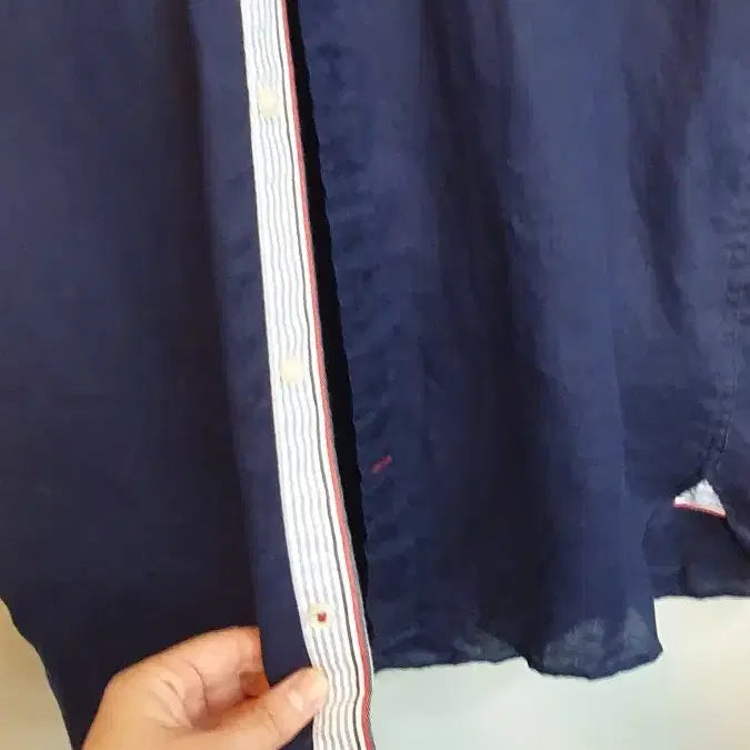 [SOLD OUT] 타미힐피거 네이비 린네반팔 셔츠L사이즈