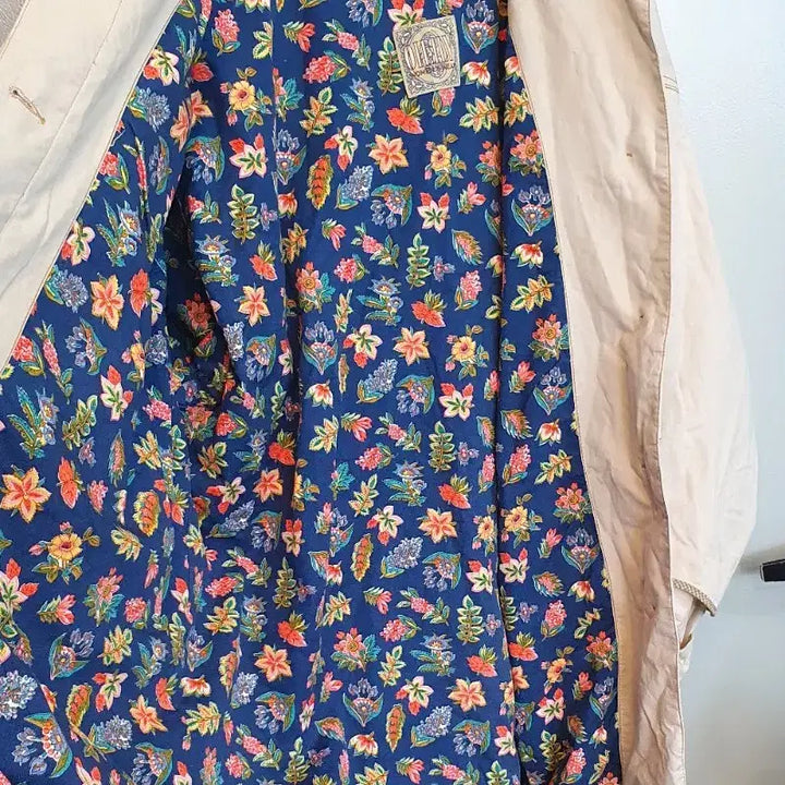 [BUNJANG] Oilily Hooded Jumper M Size / 오일릴리후드점퍼 M사이즈