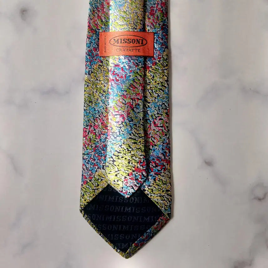 [SOLD OUT] 미쏘니 실크 멀티컬러 자카드 패턴 넥타이 9cm S~A+등급 E762