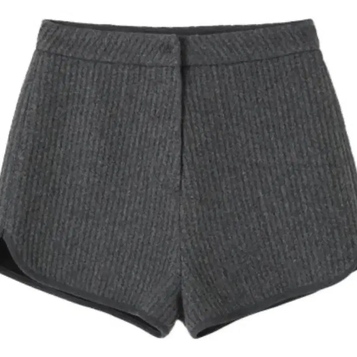 [SOLD OUT] 타낫 립 라운드 숏 팬츠
